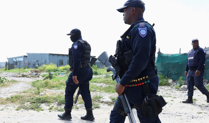 Para nakil aracını soymaya kalkan 8 kişi polisler tarafından öldürüldü