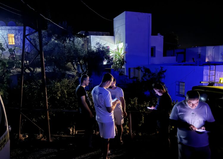 Kurşun yağmuruna tutmuşlar; Bodrum’da iki kişi ölü bulundu