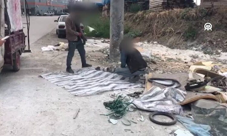 Bursa’da çevreyi kirleten kişilere mıntıka temizliği yaptırıldı