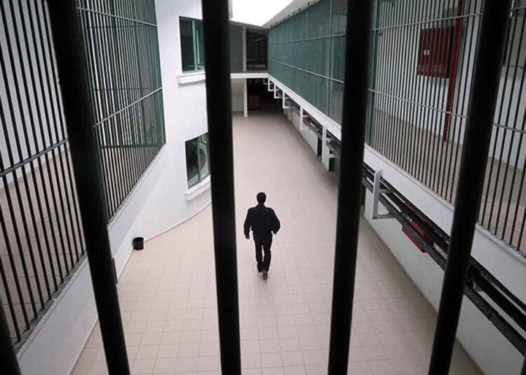 Cezaevinde yazdığı roman, ‘Sakıncalı’ denilerek kendisine verilmedi