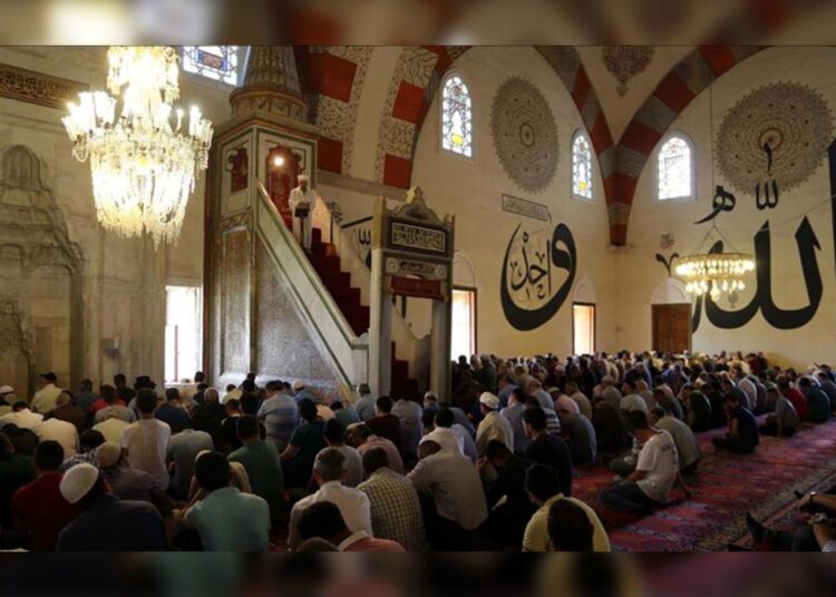 Diyanet’ten ‘kamu malından haksız kazanç sağlayanlar'la ilgili hutbe 1 Halis Gül yazdı l İmamlar arada kaldı; Atatürk’ü anan da, anmayan da tepki görüyor!