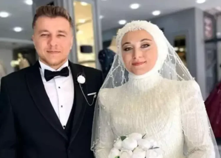 Feci kaza: Düğünden dönen gelin ve damat hayatını kaybetti 1 Feci kaza: Düğünden dönen gelin ve damat hayatını kaybetti