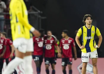 Fenerbahçe, Lille’e 2-1 yenildi; tur şansı Kadıköy’e kaldı
