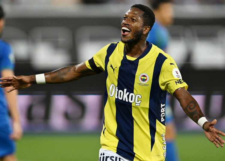 Rize'de Fred'in gecesi: Fenerbahçe farklı kazandı 1 Rize’de Fred’in gecesi: Fenerbahçe farklı kazandı