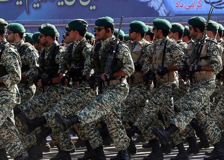 İran Devrim Muhafızları: İsrail, güçlü karşılık görürse yanlış yaptığını anlayacaktır