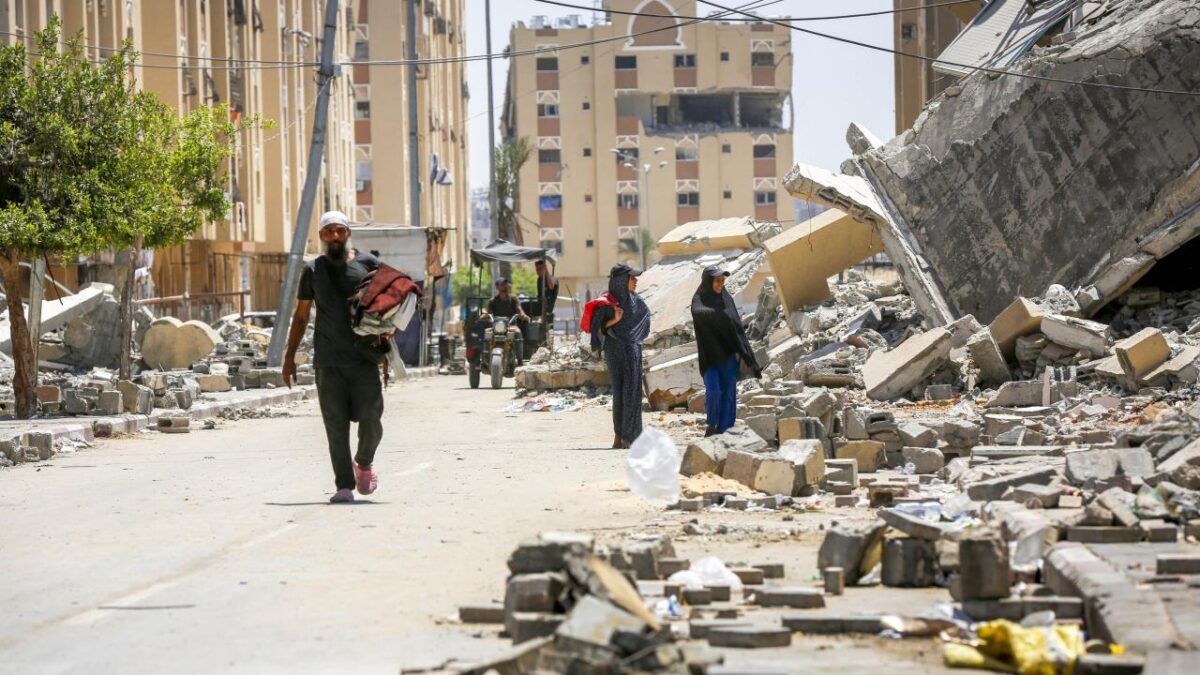 Han Yunus'ta 75 bin'den fazla Filistinli göç etti