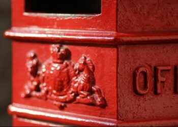 1903 yılında gönderilen ‘Noel’ kartpostalı 121 yıl sonra adresine ulaştı