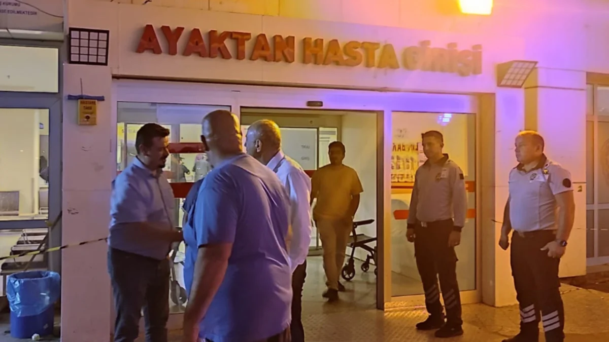 Kaymakam ve AK Parti İlçe Başkanı dahil 11 kişi hastanelik oldu 2 Kaymakam ve AK Parti İlçe Başkanı dahil 11 kişi hastanelik oldu