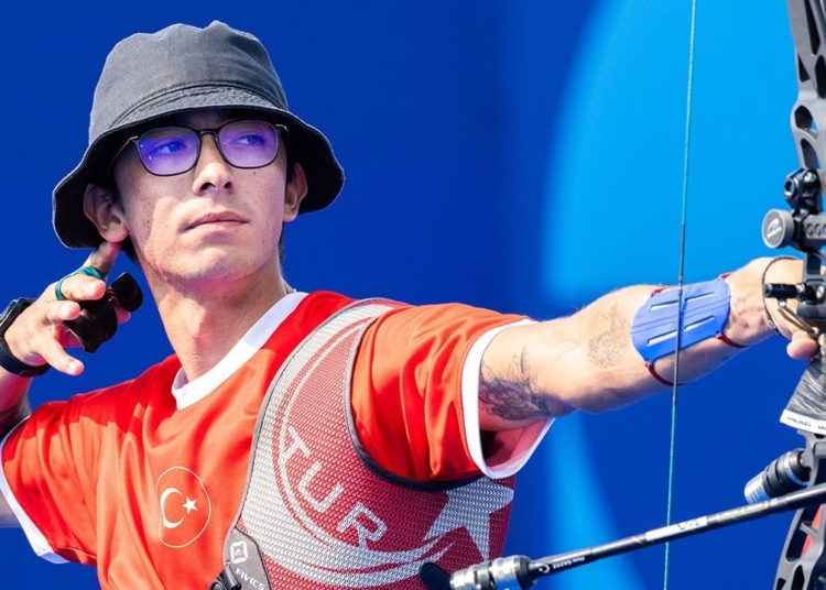 Mete Gazoz, Fransızlardan rövanşı aldı: Adını çeyrek finale yazdırdı