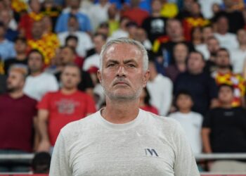 Jose Mourinho: Türk futbolunun doğasına adapte olmam gerekiyor