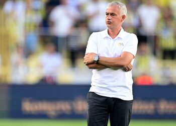 Mourinho’dan rakibe övgü: “Bu ligde gördüğüm en iyi takım”