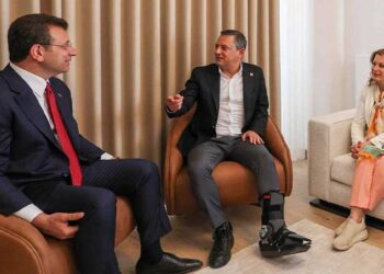 ‘Ayağından vurulduğu’ iddiasına Özgür Özel’den cevap: İsteyene filmi atarım!