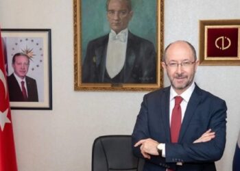 Erdoğan’ın 35 gün önce atadığı rektör istifa etti