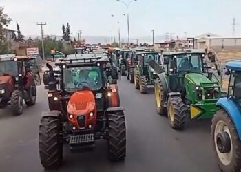 Bir çiftçi eylemi de Kahramanmaraş’ta: Çiftçiler traktörlerle yolu kapattı