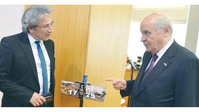 Devlet Bahçeli, yıllar sonra tekrar 17-25 Aralık 'kartını' çıkardı: İktidara mesaj mı? 2 Devlet Bahçeli, yıllar sonra tekrar 17-25 Aralık 'kartını' çıkardı: İktidara mesaj mı?