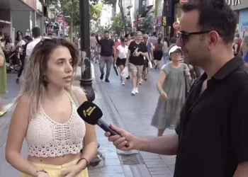 Dilruba Kayserilioğlu’nun “Cumhurbaşkanına hakaret” suçlamasıyla yargılandığı dava ertelendi