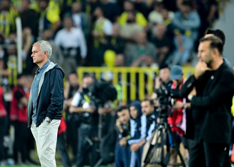 Safa Kar yazdı I Aslan Kadıköy’de kükredi; Mourinho’yu da yenerler… 1 Safa Kar yazdı I Aslan Kadıköy’de kükredi; Mourinho’yu da yenerler…