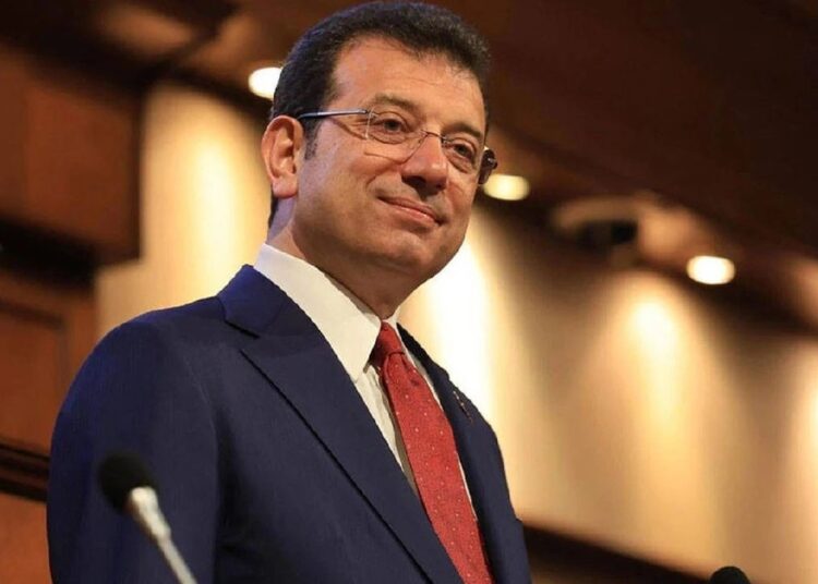 İmamoğlu'ndan Erdoğan’a Sisi göndermesi: Bana da kardeşim demesini bekliyorum 1 İmamoğlu’ndan Erdoğan’a Sisi göndermesi: Bana da kardeşim demesini bekliyorum