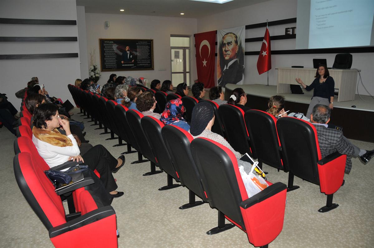 CHP’li Etimesgut Belediyesi, Aile Akademisi'ni kapatıyor 4 CHP’li Etimesgut Belediyesi, Aile Akademisi'ni kapatıyor
