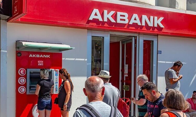 Mert Eren yazdı I Yine Akbank ve yine sorun: Binlerce işletmenin parası yatırılmadı 1 ‘Hesaplar ele geçirildi’ iddiaları için Akbank’tan açıklama