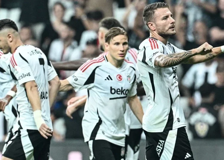 Alper Yıldız yazdı l 5 transfer ile önüne gelene 5 atan bir takım: Beşiktaş 1 Alper Yıldız yazdı l 5 transfer ile önüne gelene 5 atan bir takım: Beşiktaş