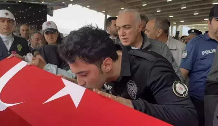 Şehit Polis Şeyda Yılmaz, memleketinde toprağa verildi