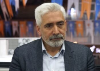 Galip Ensarioğlu kendi kendini yalanladı: İstifa etmeyi düşünmüyorum