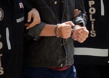 İcra gönderen ev sahibinin cinsel organını kesti