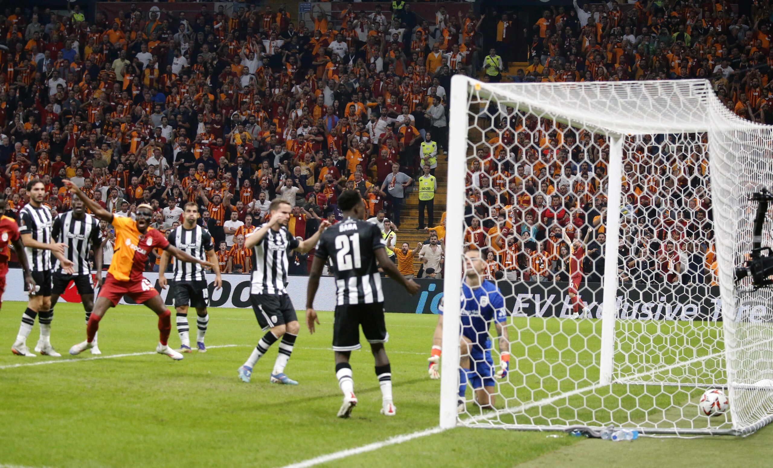 PAOK'u yenen Galatasaray, Avrupa Ligi'ne üç puanla başladı