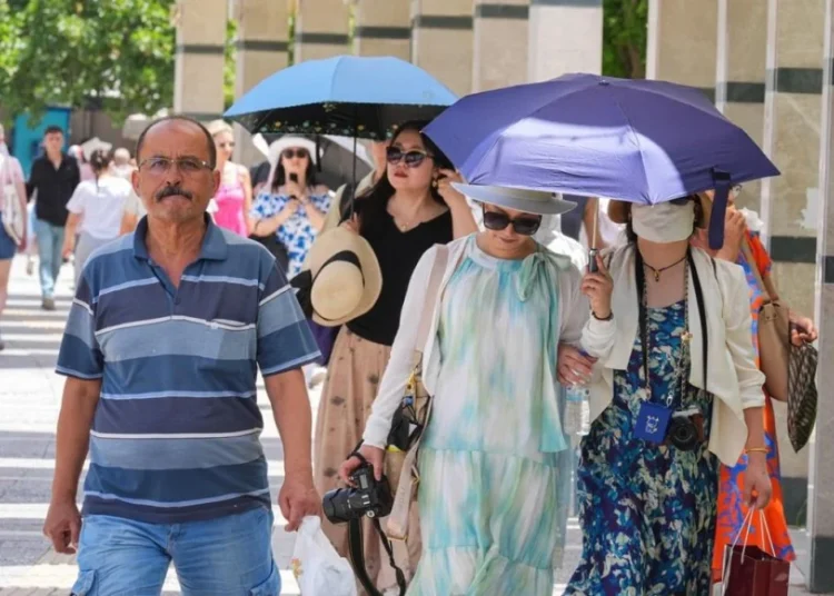 Yağışla gelen serinlik, yerini sıcak havaya bırakıyor