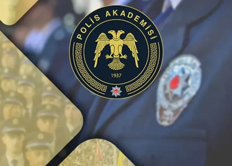 Hüsnü Yusuf Turabiç yazdı l Komiserin sorusu! 1 Hüsnü Yusuf Turabiç yazdı l Komiserin sorusu!
