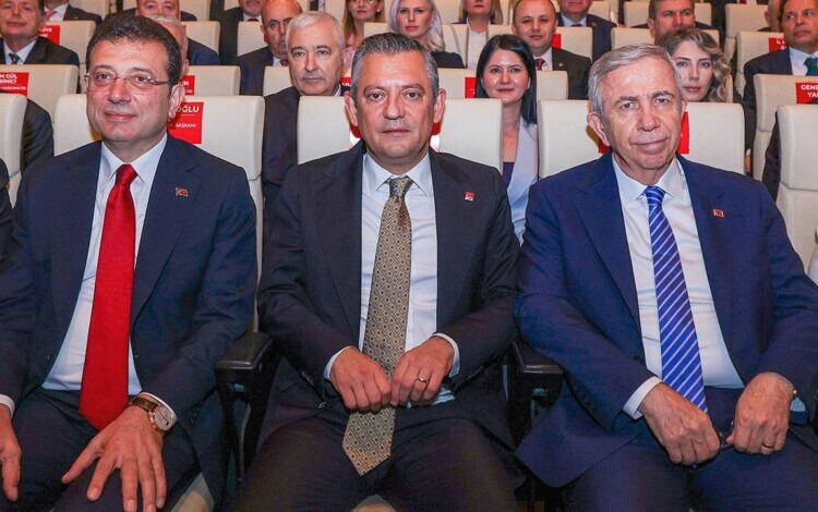 Kamuoyu araştırmacısı Özer Sencar'dan CHP'ye uyarılar: Erdoğan'ı ve halkı tanımıyorsunuz 1 Kamuoyu araştırmacısı Özer Sencar’dan CHP’ye uyarılar: Erdoğan’ı ve halkı tanımıyorsunuz