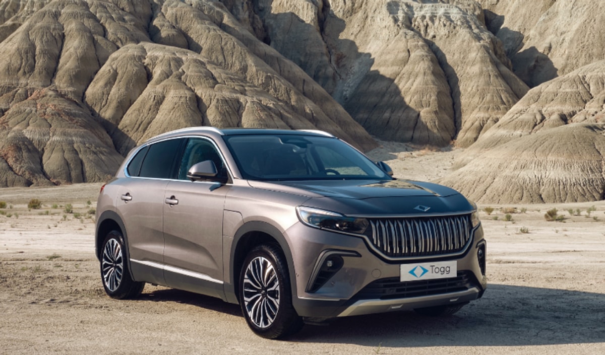 İktidara yakın gazeteci Taha Hüseyin Karagöz'den TOGG eleştirisi