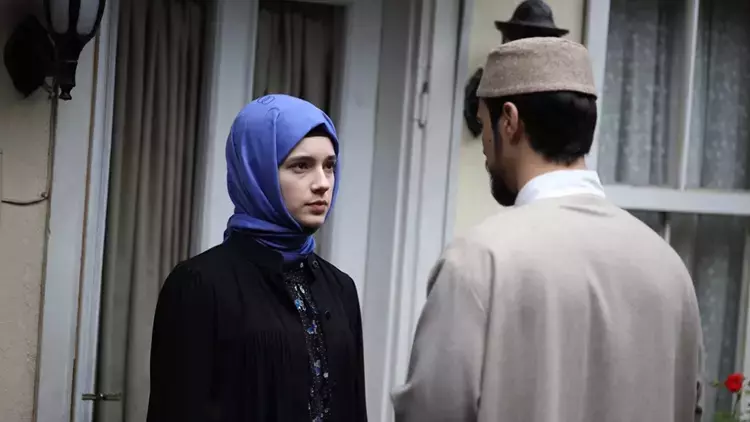 Deli Yürek’in Kuşçu’su Kızıl Goncalar kadrosuna katıldı 3 Deli Yürek’in Kuşçu’su Kızıl Goncalar kadrosuna katıldı