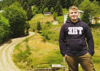 Patlayan makarna fabrikasında 1 işçinin cesedi bulundu