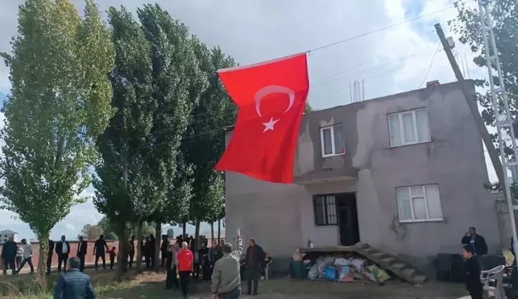 Şehit ateşi yine yoksul evine düştü!