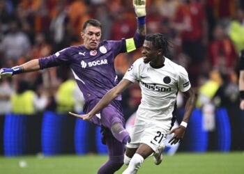 UEFA’dan Fernando Muslera’ya 3 maç ceza