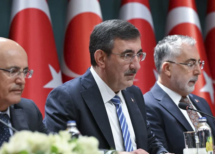 Fiyat artışları sürüyor; OVP’de gelecek yıl enflasyon hedefleri yükseltildi! 1 Fiyat artışları sürüyor; OVP’de gelecek yıl enflasyon hedefleri yükseltildi!