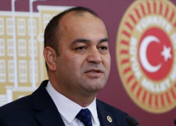 CHP’li Karabat: Borsa üzerinden vurgun yapılıyor, halk kontrollü yoksullaştırılıyor