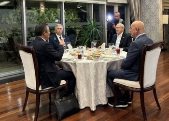 Özgür Özel, Kemal Kılıçdaroğlu ve Mansur Yavaş bir araya geldi