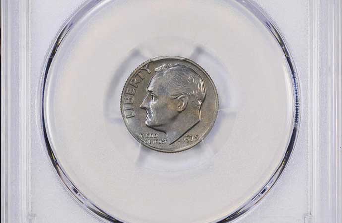 Miras kalan madeni para, üç kız kardeşi bir anda zengin etti! 1 Miras kalan madeni para, üç kız kardeşi bir anda zengin etti!