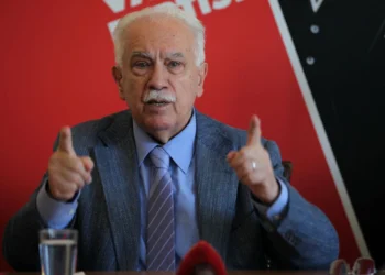 Perinçek’e göre orduya hınç duyan ABD yandaşları Erdoğan’ı yönlendiriyor