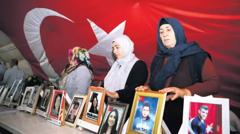 ABD raporu: YPG, Suriye’de çocukları çatışmalarda kullanıyor! 3 ABD raporu: YPG, Suriye’de çocukları çatışmalarda kullanıyor!