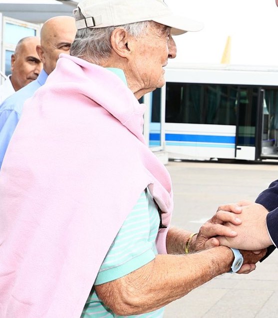 Saatler ‘tevazuyu’ gösteriyor