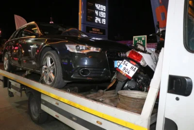Sürücü aniden dönünce, motosikletli genç otomobile çarpıp öldü 2 Sürücü aniden dönünce, motosikletli genç otomobile çarpıp öldü