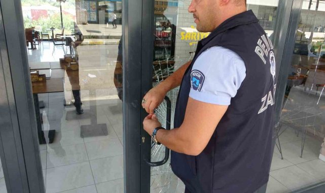 Kadın müşteriye sarkıntılık yetmedi, kocasını da dövdüler!