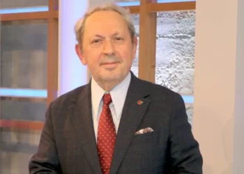 Şeref Oğuz yazdı I Cahil bırak biat etsin, aç bırak itaat etsin