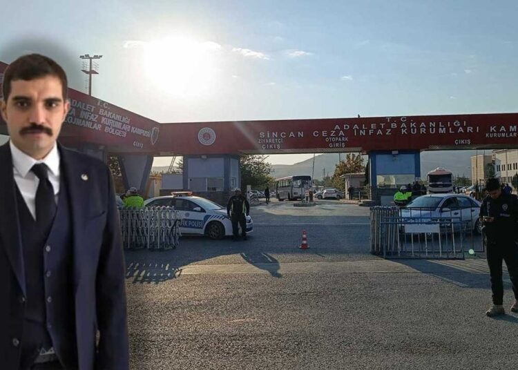 Sinan Ateş davası... Anne Saniye Ateş: Katiller dışarda, azmettiriciler burada 1 Sinan Ateş davası… Anne Saniye Ateş: Katiller dışarda, azmettiriciler burada