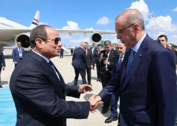 Sisi, 12 yıl sonra Ankara’da; Erdoğan havalimanında karşıladı