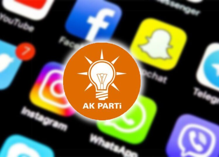 AK Parti kurmayları görüştü, sosyal medyaya yeni düzenleme geliyor